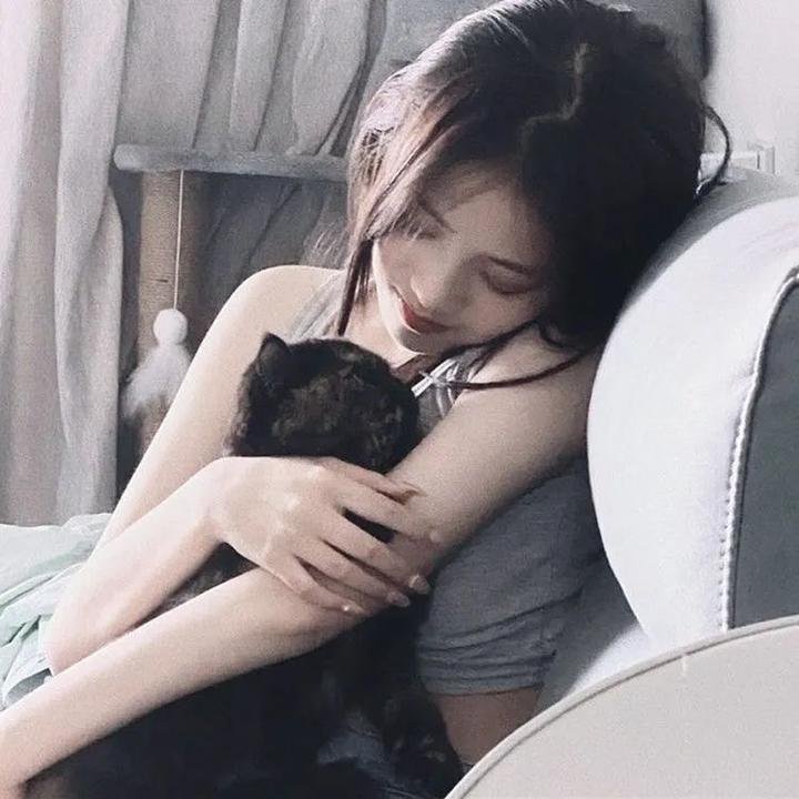 冲浪美眉